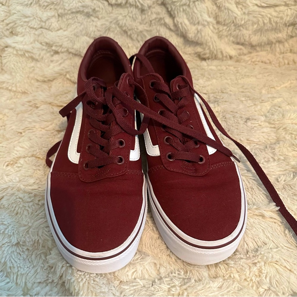 Burgundy Vans size 8 1/2